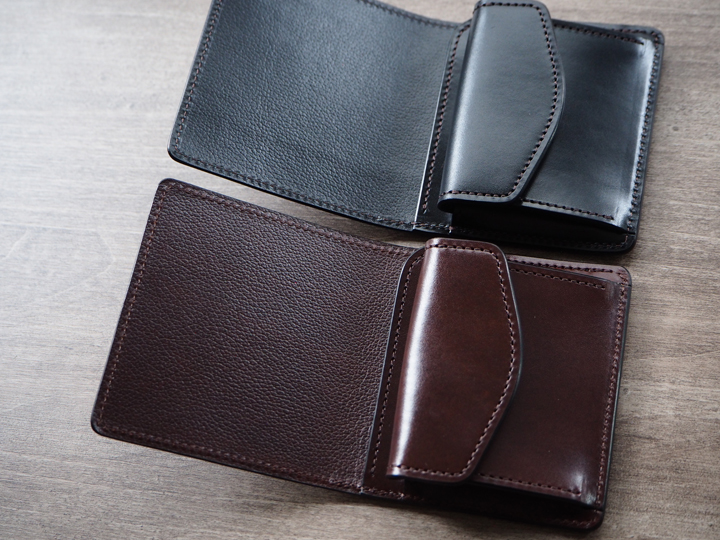 ワイルドスワンズ　ラコニック　サドルプルアップ　財布カラーはブラックです